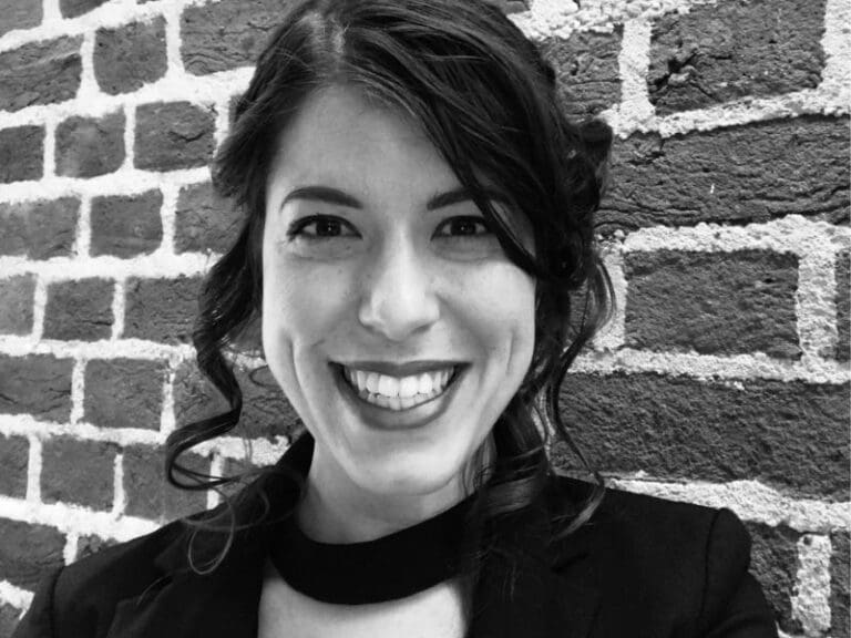 Hayley Knott, Natilik