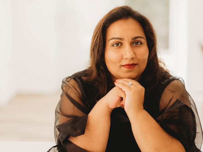 Seemin Suleri, Prima